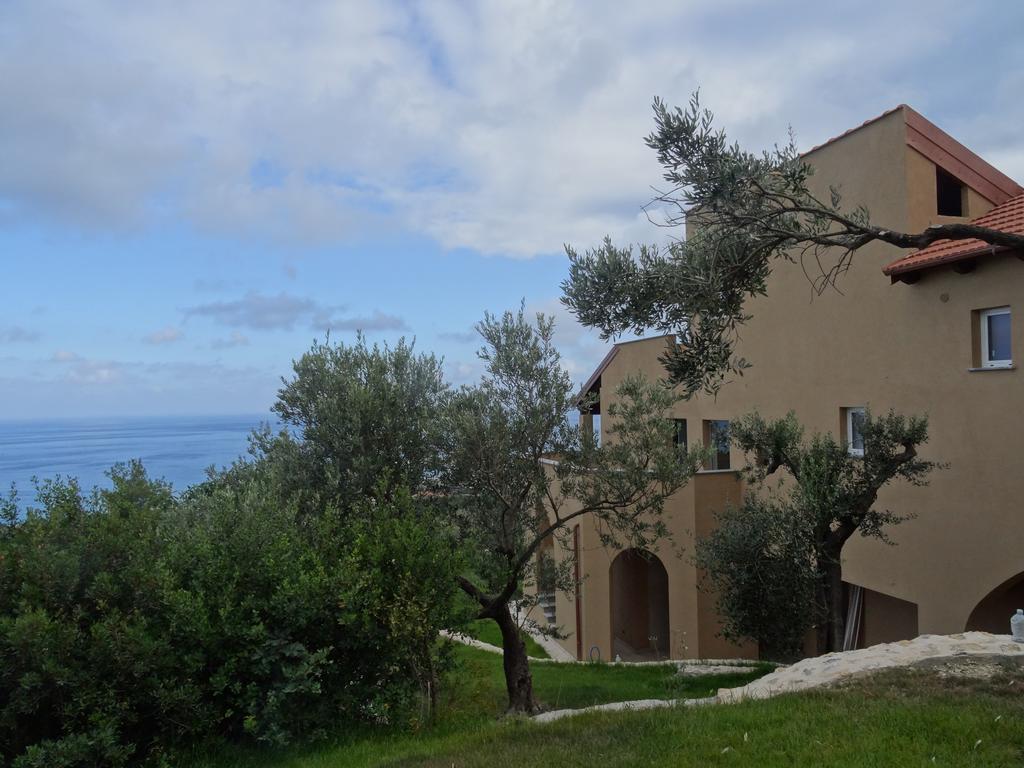 פייטרה ליגורה Agriturismo "I Castellari" מראה חיצוני תמונה