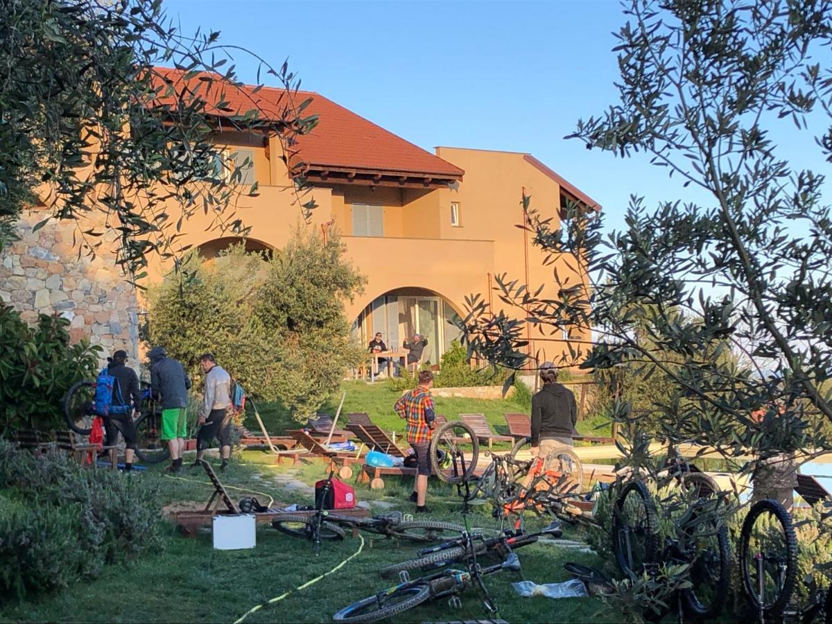פייטרה ליגורה Agriturismo "I Castellari" מראה חיצוני תמונה