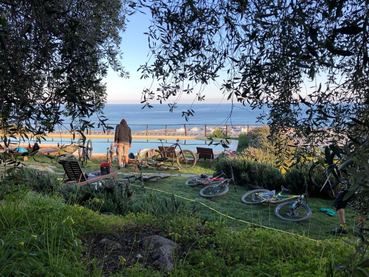 פייטרה ליגורה Agriturismo "I Castellari" מראה חיצוני תמונה